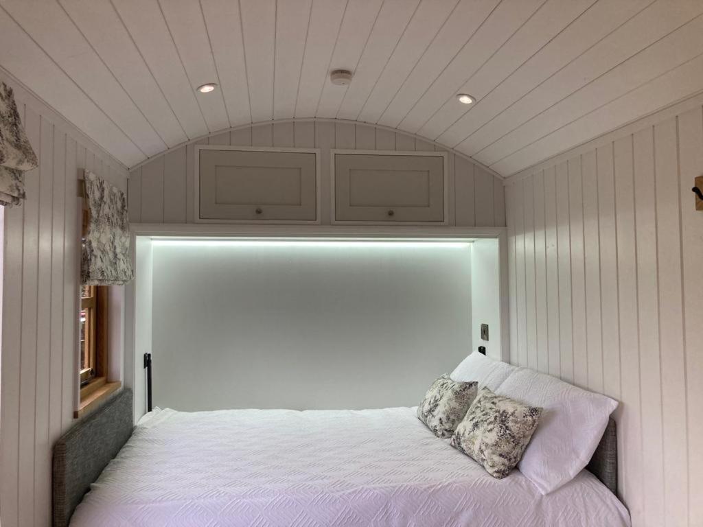 Willa The Snug At Coed Y Gaer Oswestry Zewnętrze zdjęcie